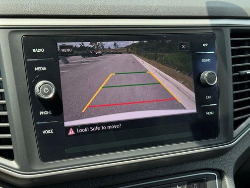 2020 Volkswagen Atlas 3.6L SE w/Technology