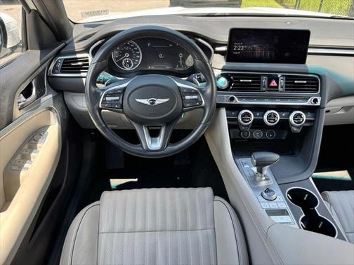 2022 Genesis G70 2.0T RWD