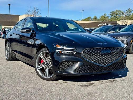 2025 Genesis G70 2.5T RWD