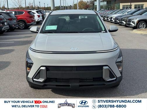 2026 Hyundai KONA SE