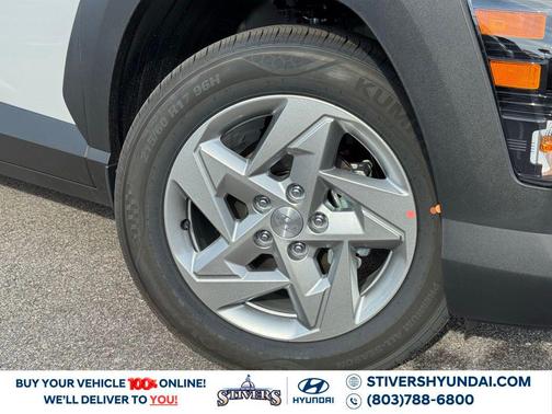 2026 Hyundai KONA SE