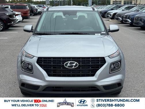 2025 Hyundai VENUE SE
