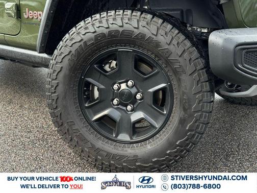 Sarge Green Clearcoat 2022 Jeep Gladiator Mojave 4x4