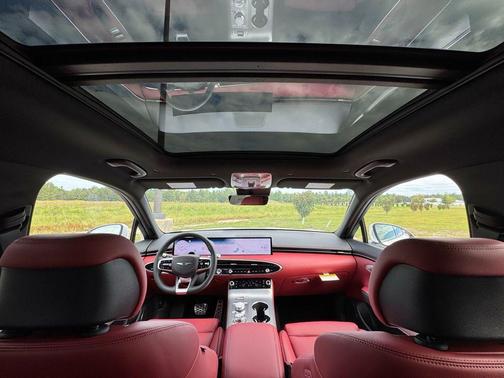 2026 Genesis GV70 2.5T Sport Prestige