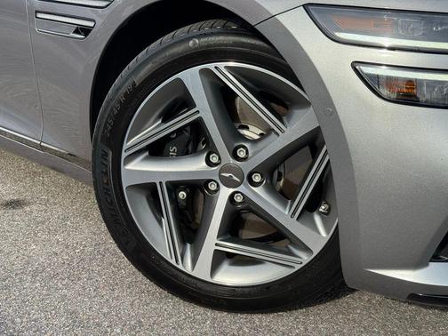 2023 Genesis G80 2.5T RWD