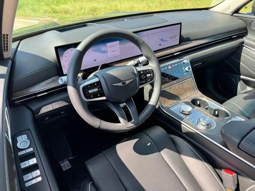 2026 Genesis GV80 2.5T