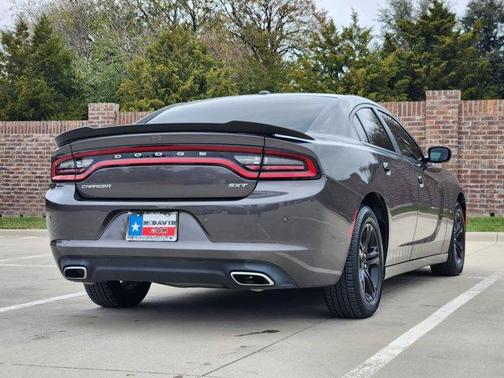 2018 Dodge Charger SXT