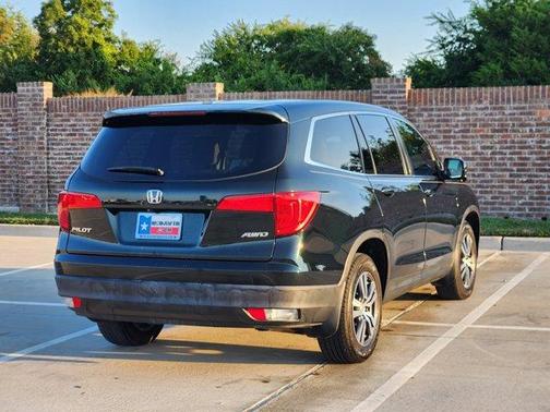 2017 Honda Pilot EX