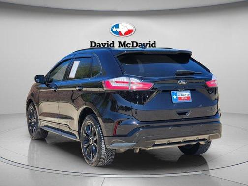 Agate Black Metallic 2022 Ford Edge SE