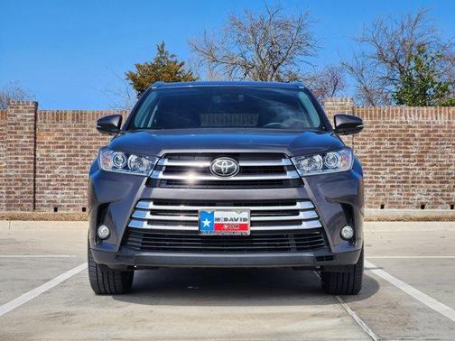 2018 Toyota Highlander 