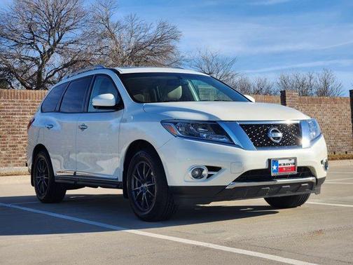 2016 Nissan Pathfinder SL