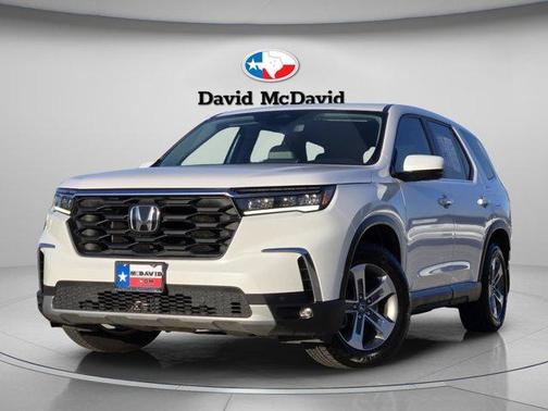 Platinum White Pearl 2023 Honda Pilot EX-L 8-Passenger