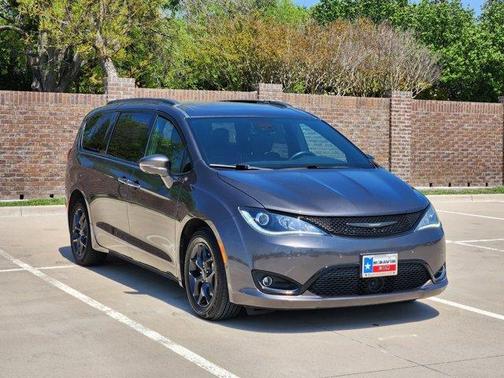 2020 Chrysler Pacifica Limited