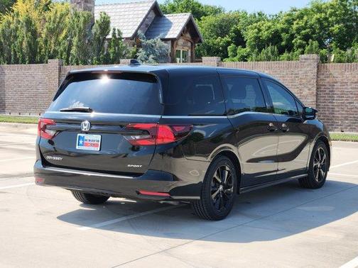 2023 Honda Odyssey Sport