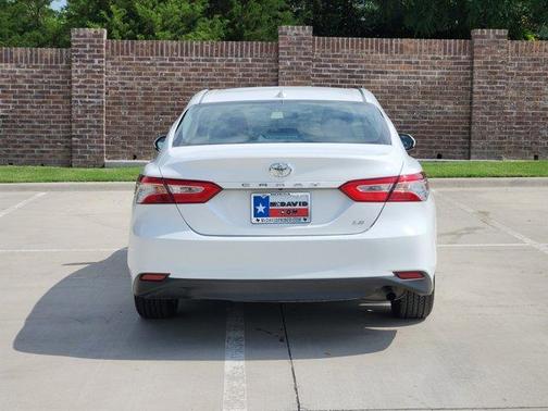 2019 Toyota Camry LE