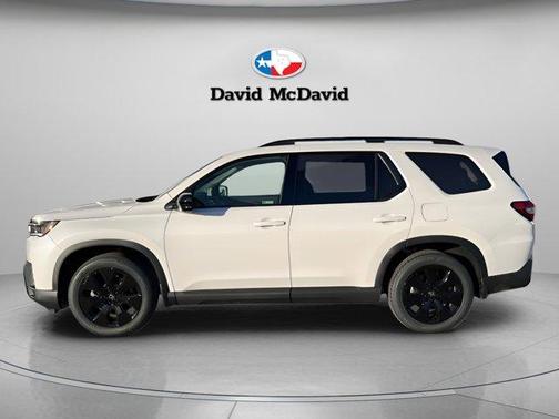 Platinum White Pearl 2026 Honda Pilot Black Edition