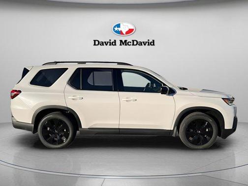 Platinum White Pearl 2026 Honda Pilot Black Edition