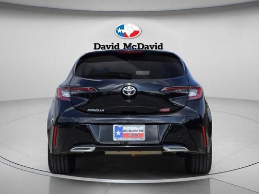 Midnight Black Metallic 2019 Toyota Corolla Hatchback XSE