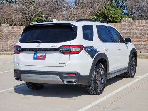 2024 Honda Pilot Touring