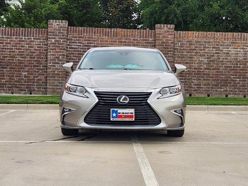 2017 Lexus ES 350 Base