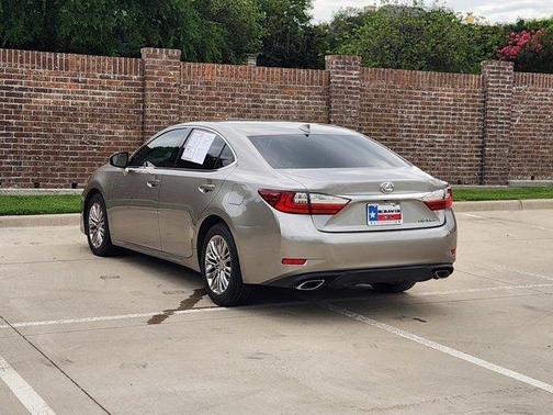 2017 Lexus ES 350 Base