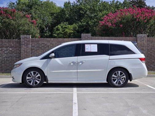 2016 Honda Odyssey Touring Elite