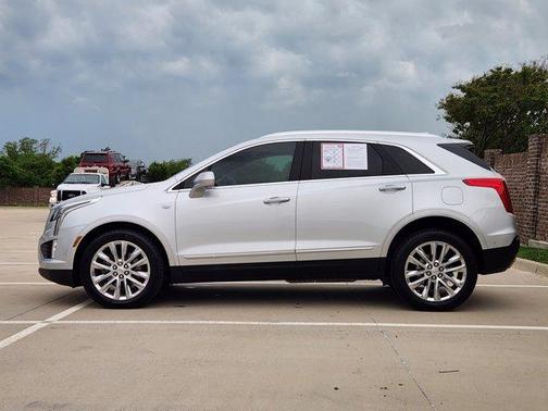 2017 Cadillac XT5 Platinum