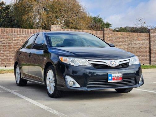2013 Toyota Camry Hybrid XLE