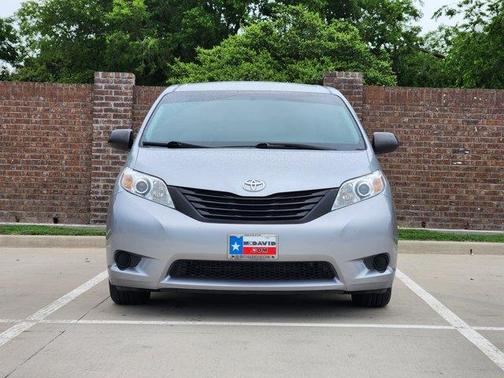 2017 Toyota Sienna L