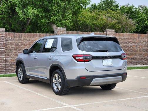 2023 Honda Pilot EX-L 8-Passenger