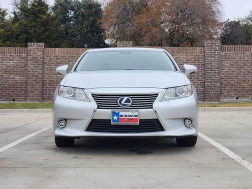 2014 Lexus ES 300h Base