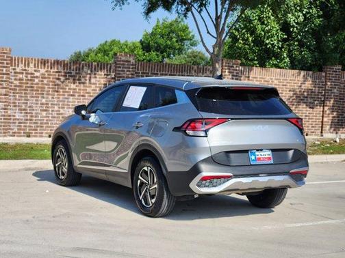 2023 Kia Sportage Hybrid LX