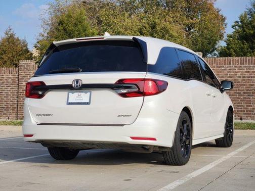 2024 Honda Odyssey Sport