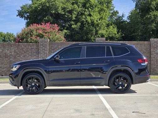 2022 Volkswagen Atlas 3.6L SE w/Technology
