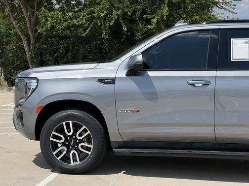 2022 GMC Yukon AT4