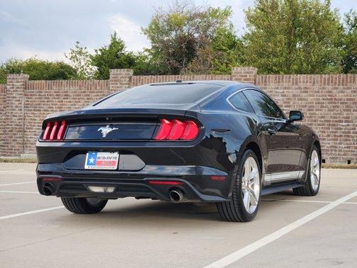 2018 Ford Mustang