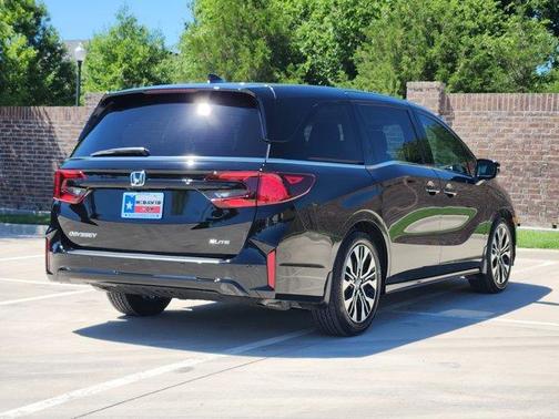 2025 Honda Odyssey Elite