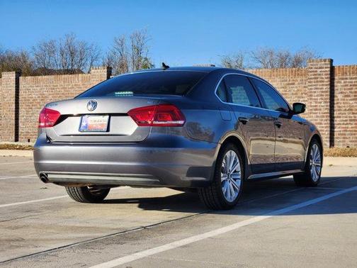 2013 Volkswagen Passat 2.5 SE