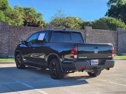 2022 Honda Ridgeline Black Edition