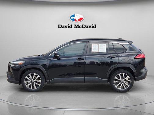 2022 Toyota Corolla Cross XLE