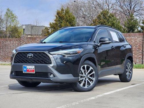 2022 Toyota Corolla Cross XLE