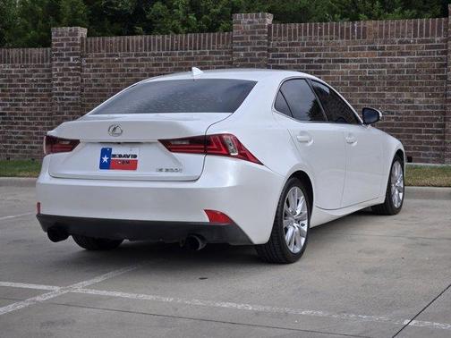 2016 Lexus IS 200t Base