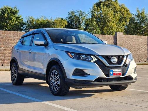 2020 Nissan Rogue Sport S