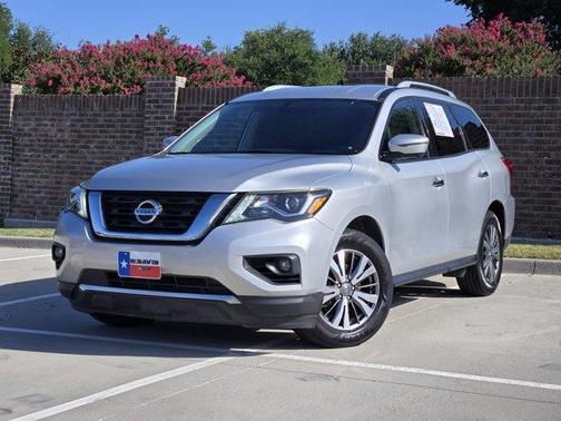 2019 Nissan Pathfinder SL