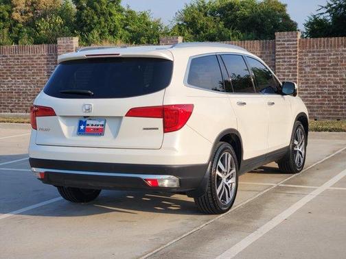 2017 Honda Pilot Touring