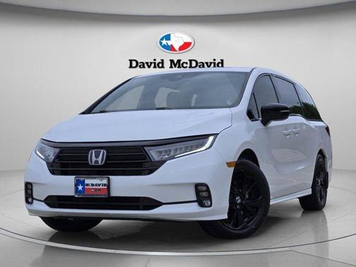 Platinum White Pearl 2024 Honda Odyssey Sport