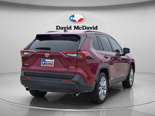 Pearl 2020 Toyota RAV4 XLE Premium