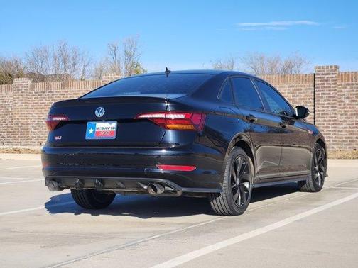 2019 Volkswagen Jetta GLI 2.0T S