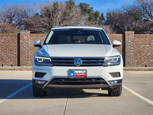 2018 Volkswagen Tiguan 2.0T SEL Premium