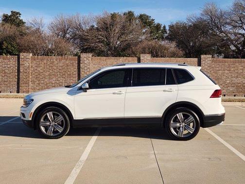 2018 Volkswagen Tiguan 2.0T SEL Premium